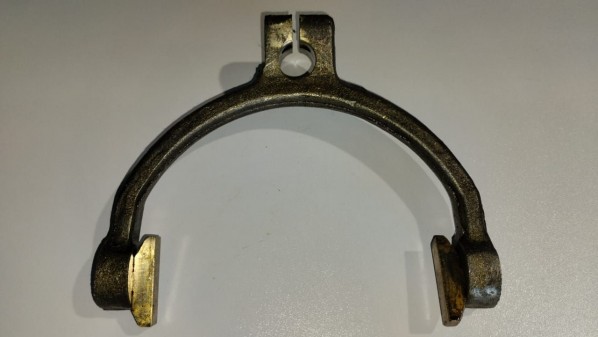 Вилка КПП с сухарями в сб.  МТЗ-1221 — 1