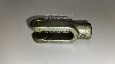 Вилка рычага управления раздаточной коробкой