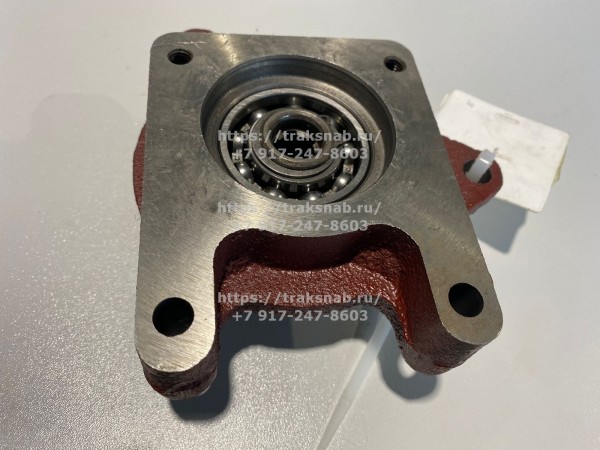 Привод шестеренного насоса Д-260 нов.об. 15град. — 4