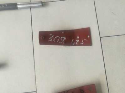 Кронштейн крепления ножа 1,35 8245-036-010-309